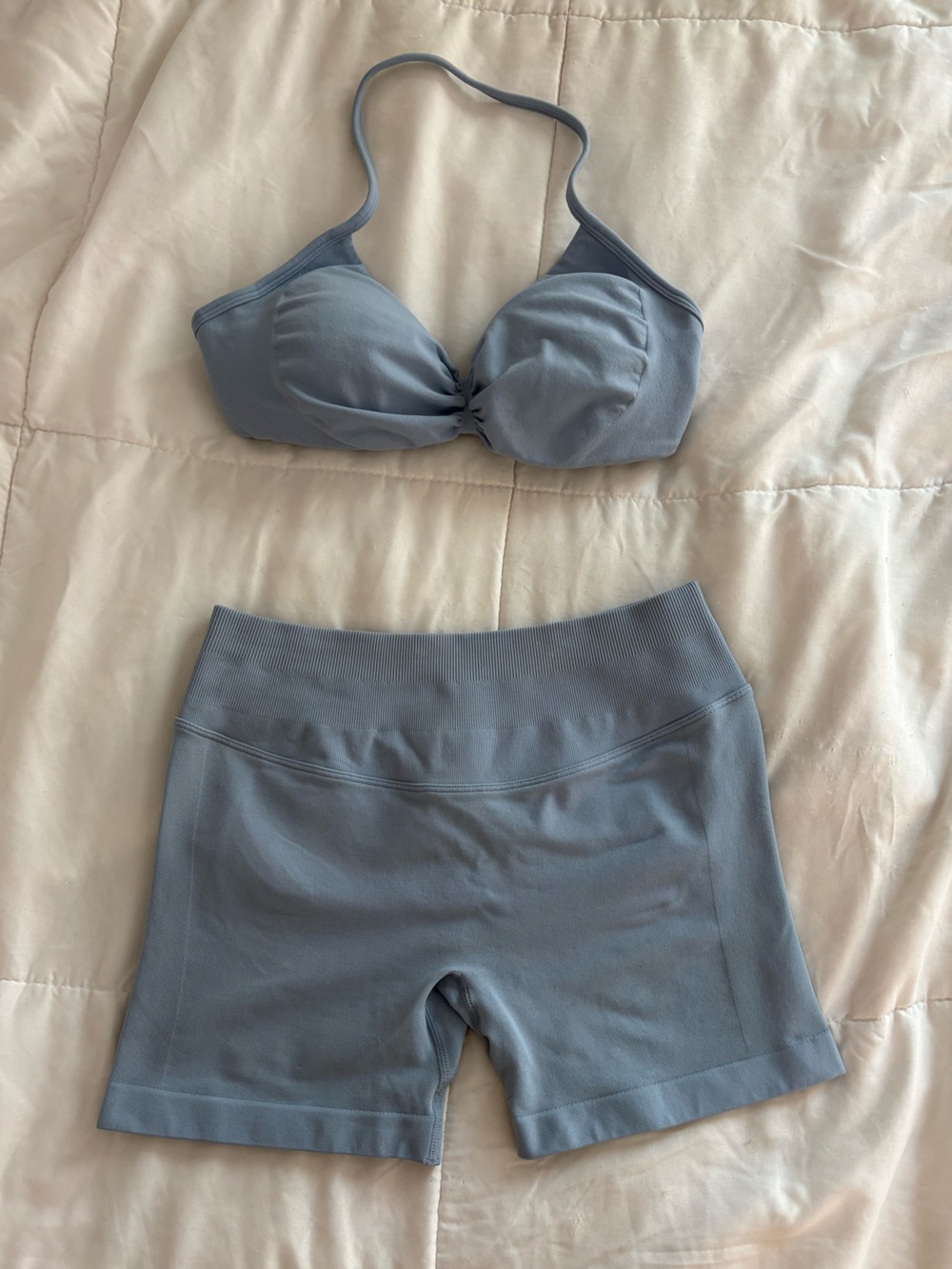 Aurola workout set